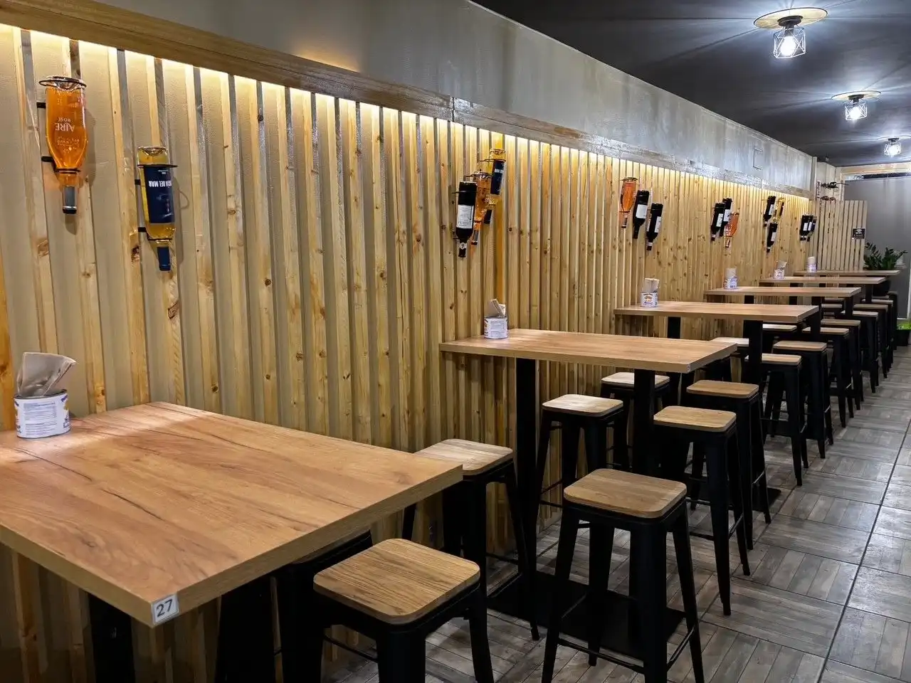 Local comercial en traspaso en Camí Ral de la Mercè 534