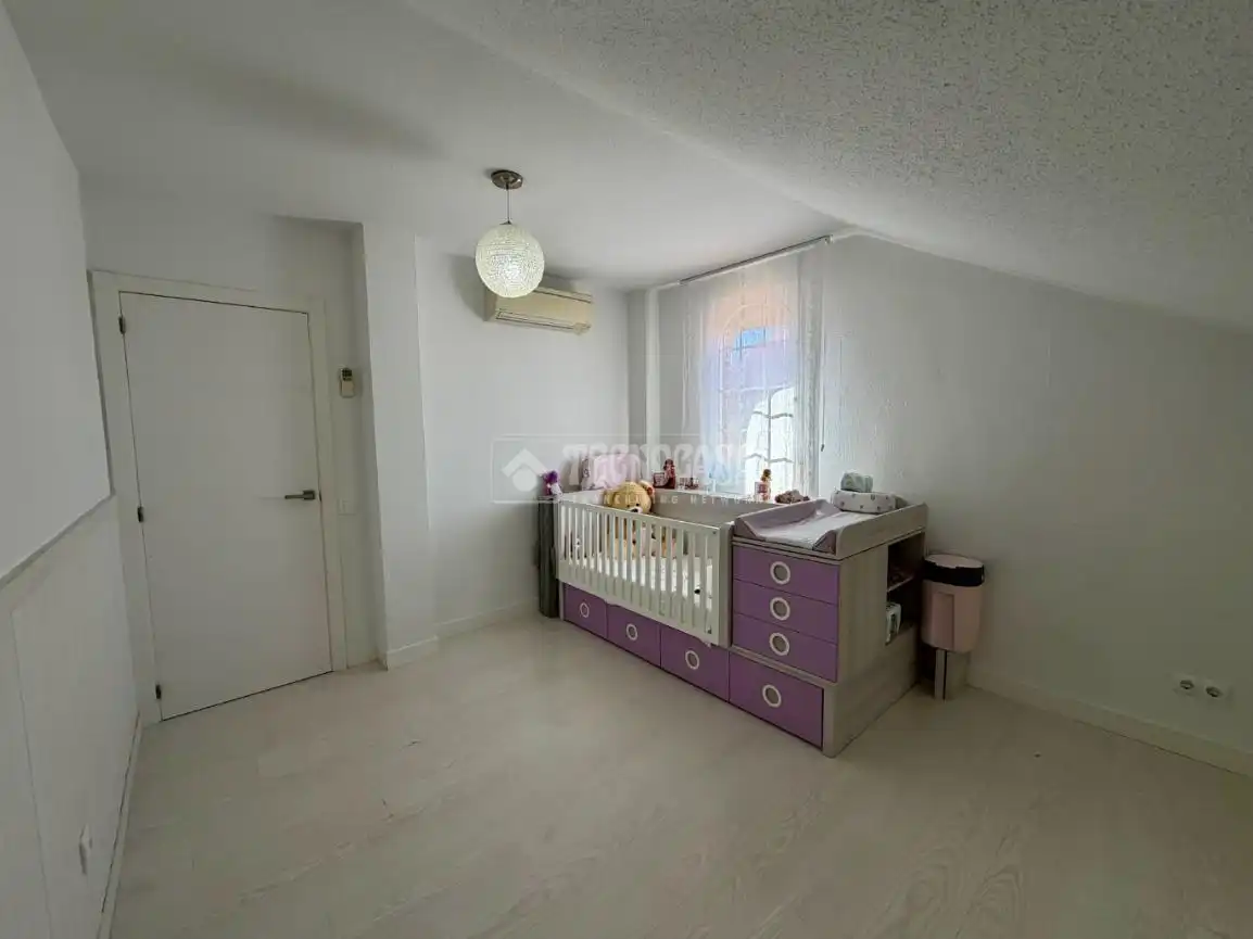 Casa adosada en venta en Villanueva de la Torre