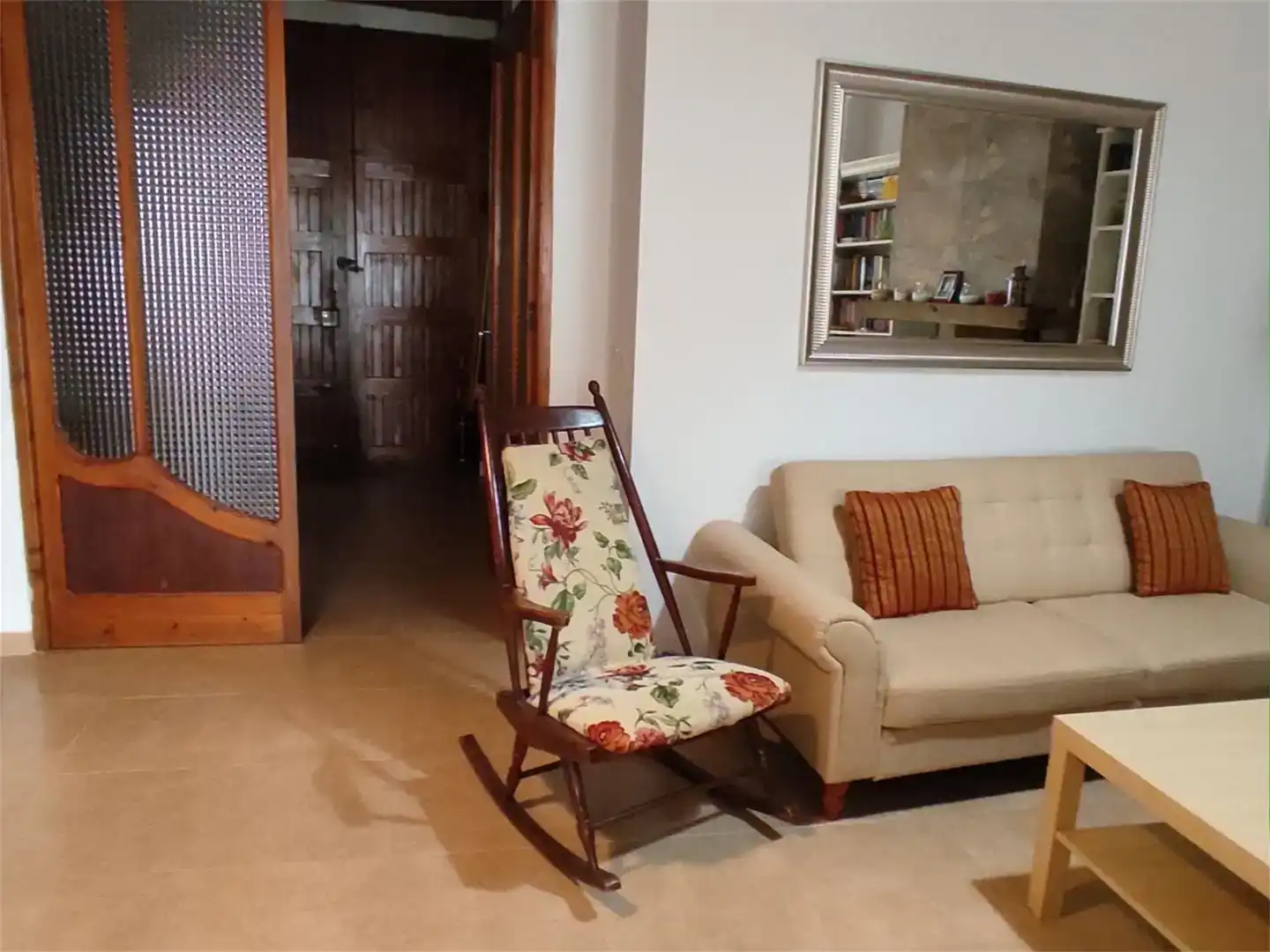Wohnzimmer von Country house zur Miete in Pinet mit Klimaanlage und Balkon