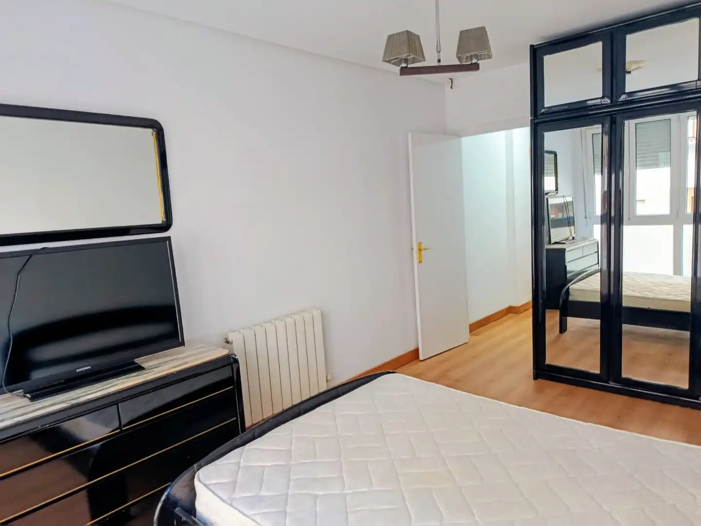 Dormitori de Pis en venda en Santoña amb Calefacció, Parquet i Terrassa