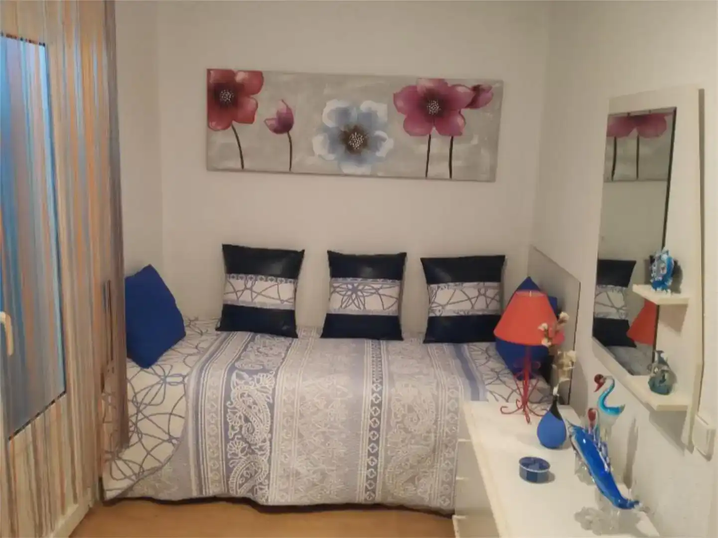 Dormitori de Apartament en venda en Salou amb Aire condicionat