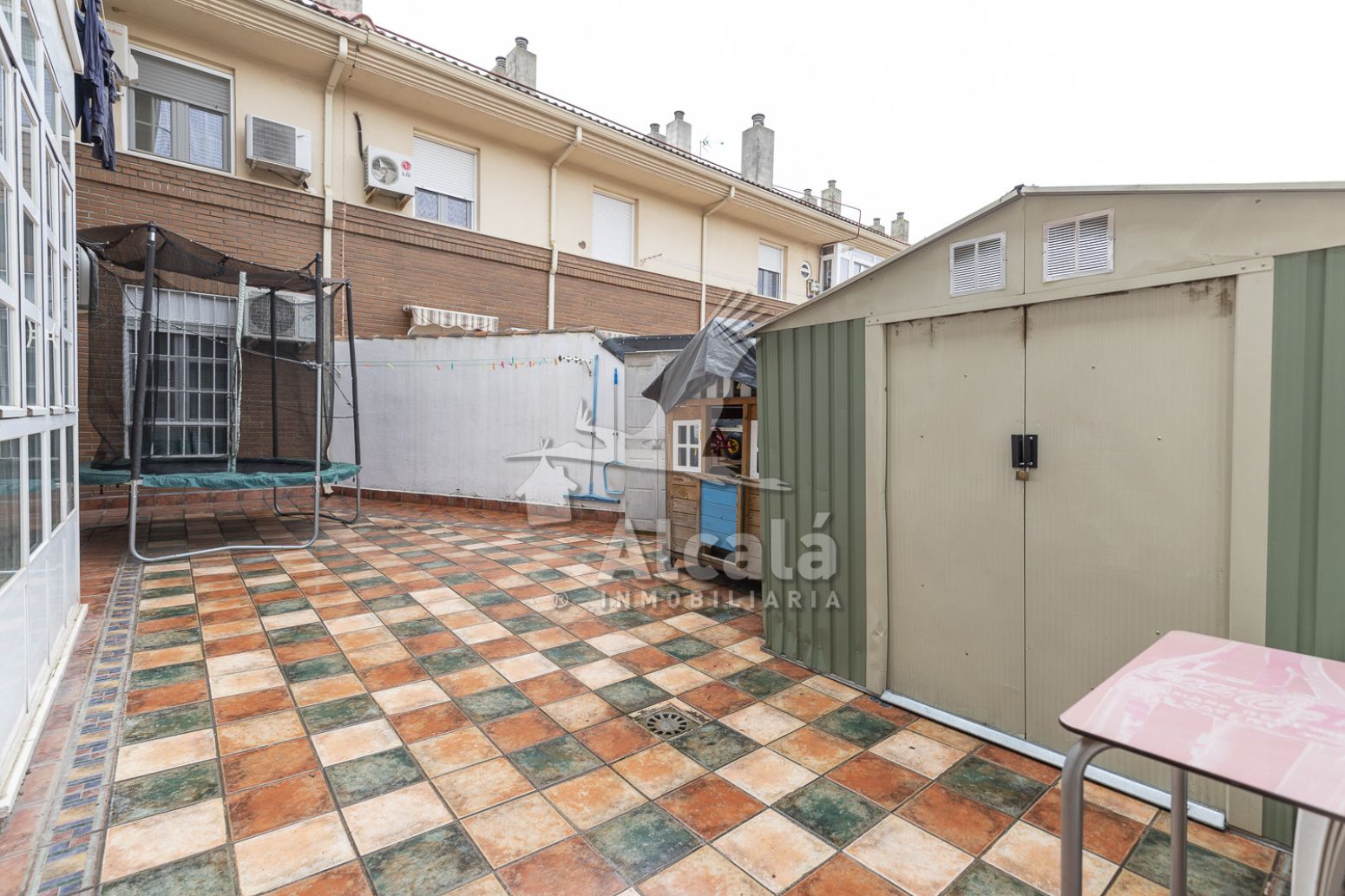 Jardín de Piso en venta en Alovera con Aire acondicionado, Calefacción y Terraza