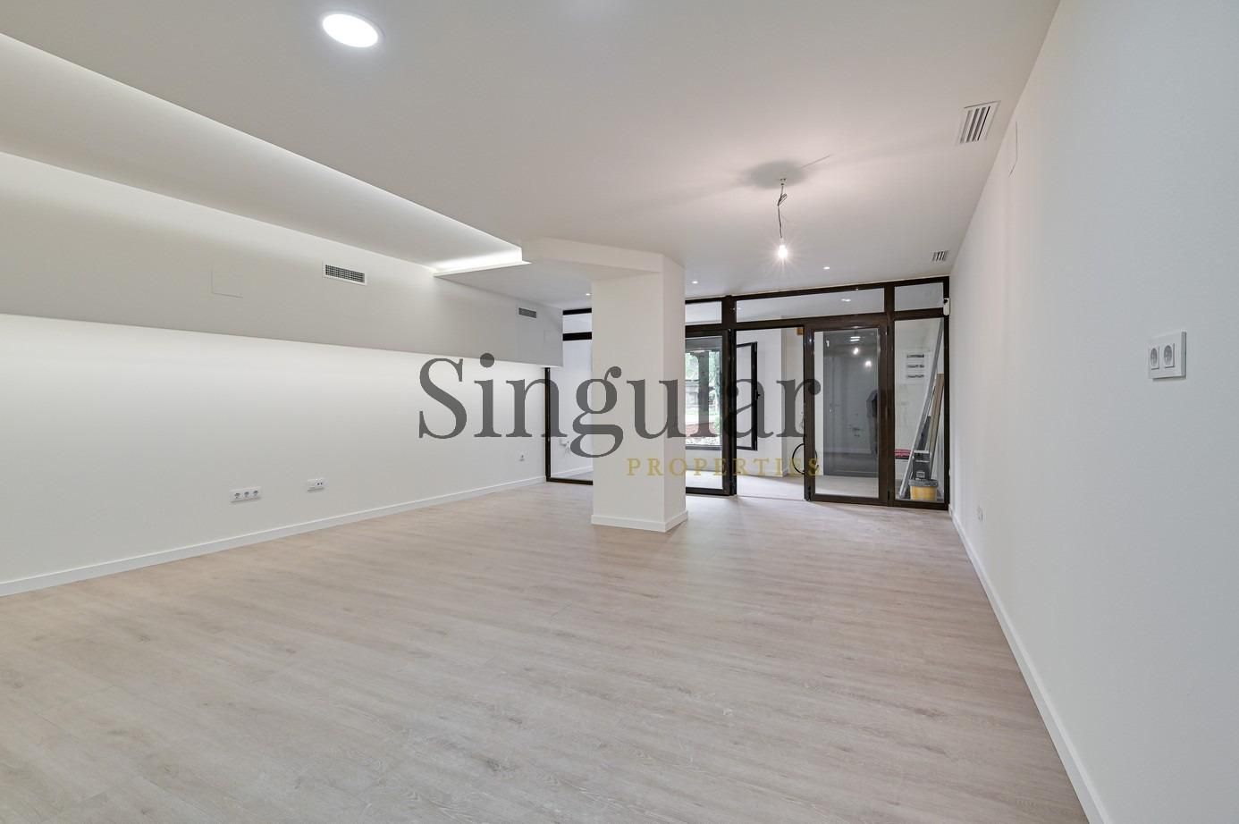 Living room of Premises for sale in  Barcelona Capital