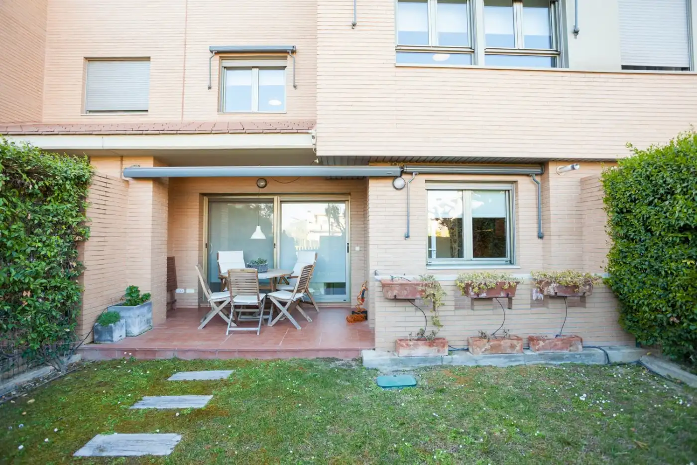 Garden of Detached homes for sale in Zaragoza  with Air Conditioner, Heating and Private garden