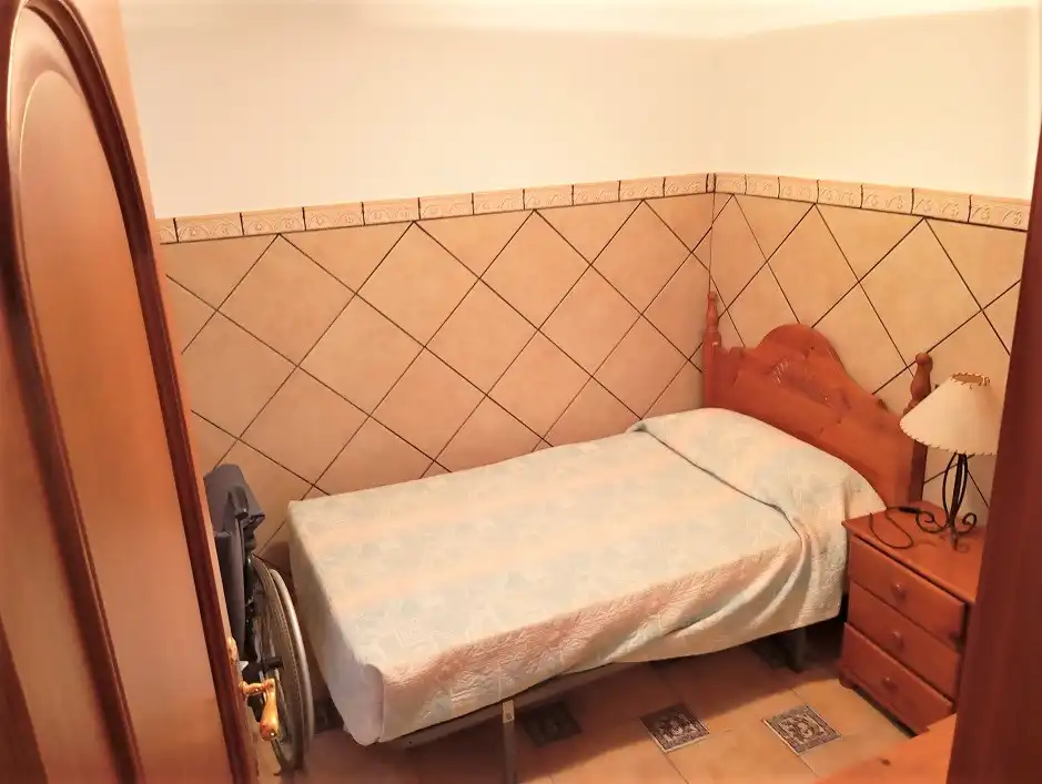 Habitación de Casa o chalet de alquiler en Santa Pola con Calefacción, Terraza y Amueblado