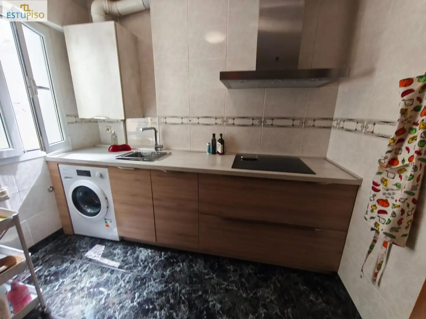 Kitchen of Flat for sale in Vitoria - Gasteiz  with Heating, Parquet flooring and Furnished