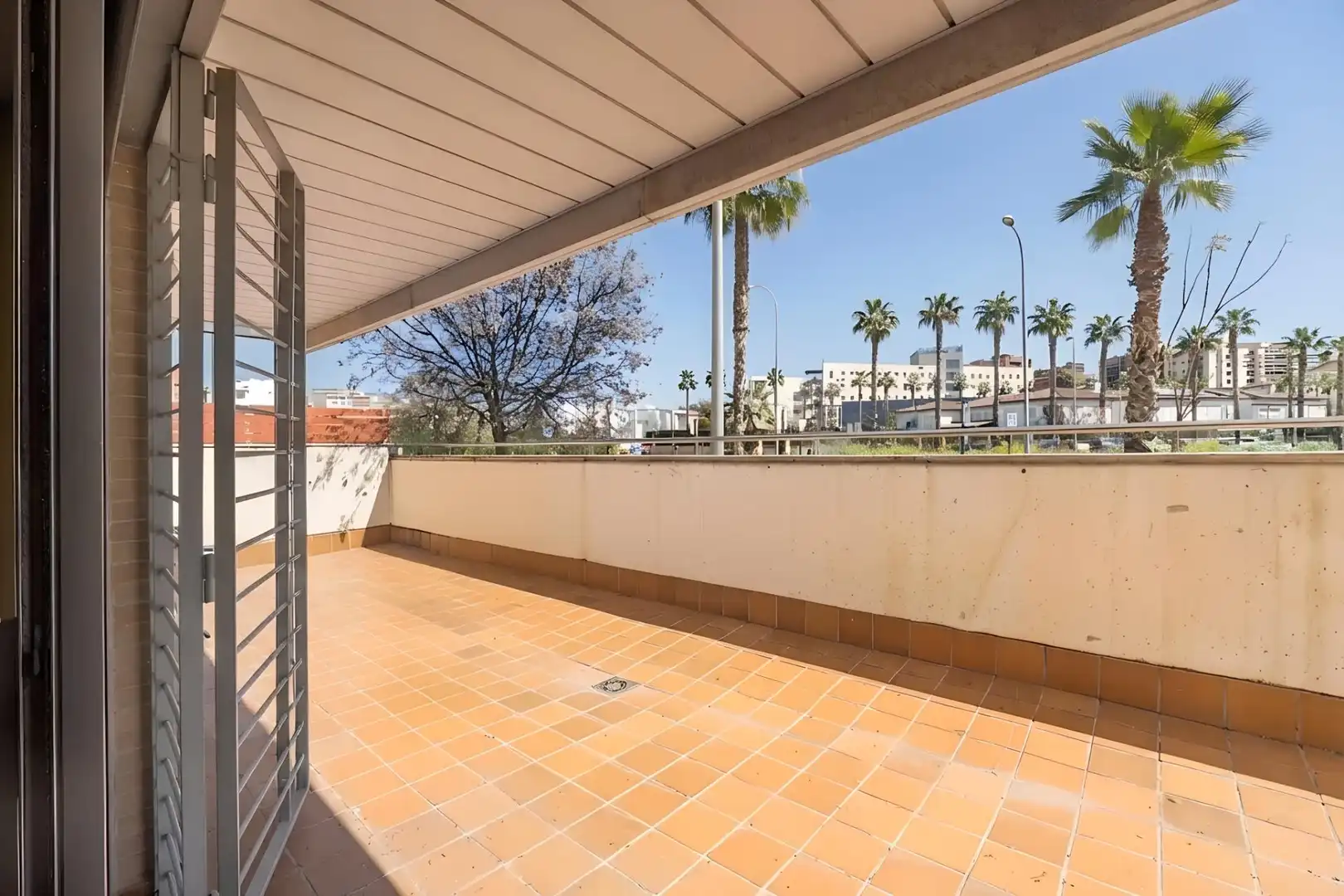 Terrace of Flat for sale in Granada  with Air Conditioner, Heating and Private garden