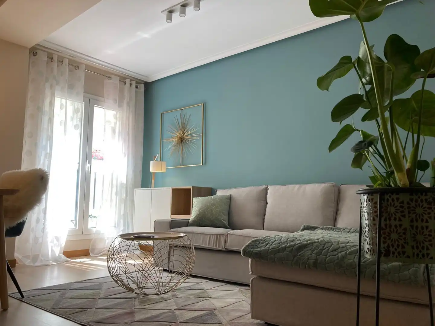 Wohnzimmer von Wohnungen zum Verkauf in Burgos mit Heizung, Abstellraum und Balkon