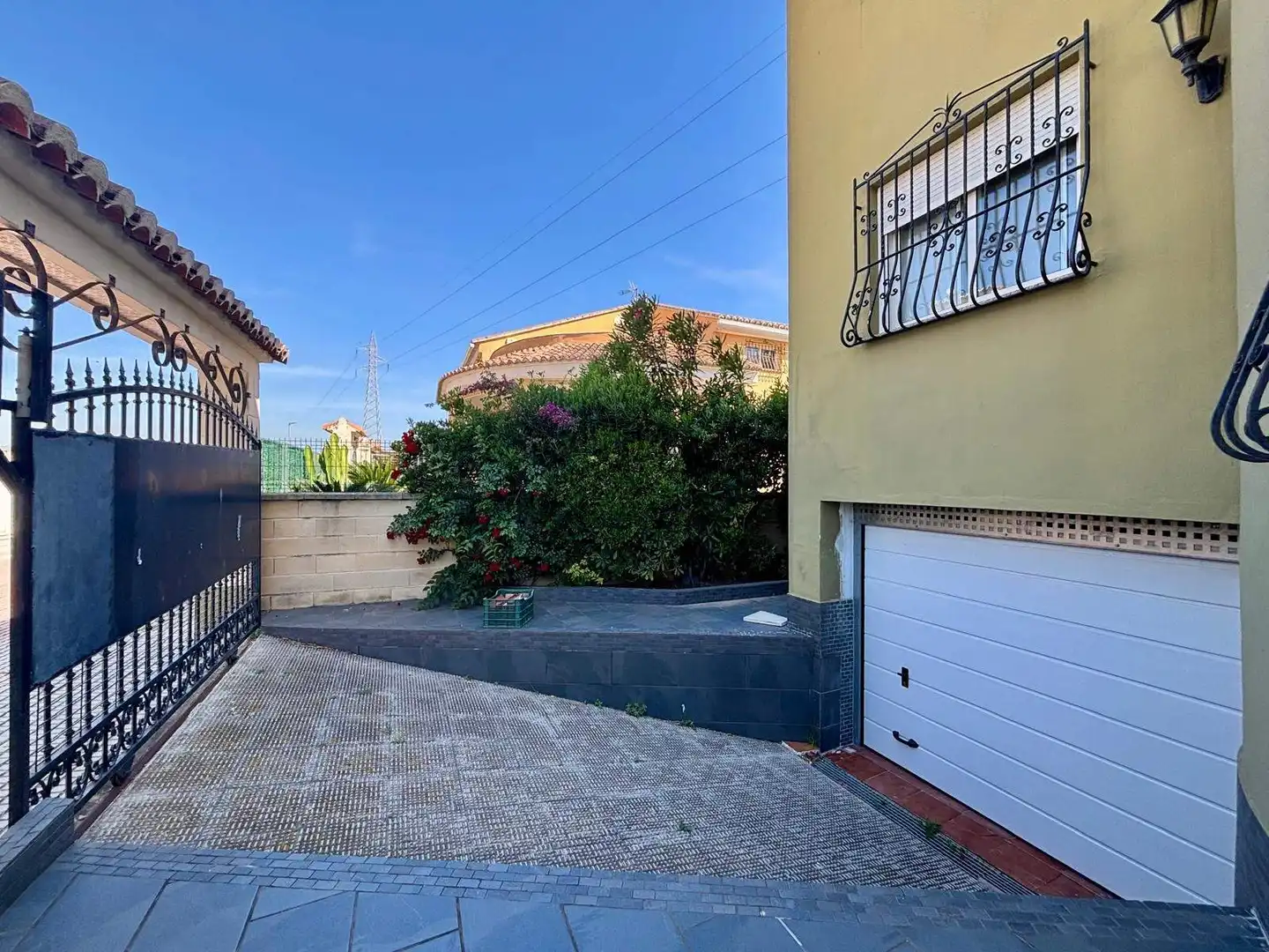 Exterior view of Houses for sale in Daimús  with Private garden, Terrace and Storage room