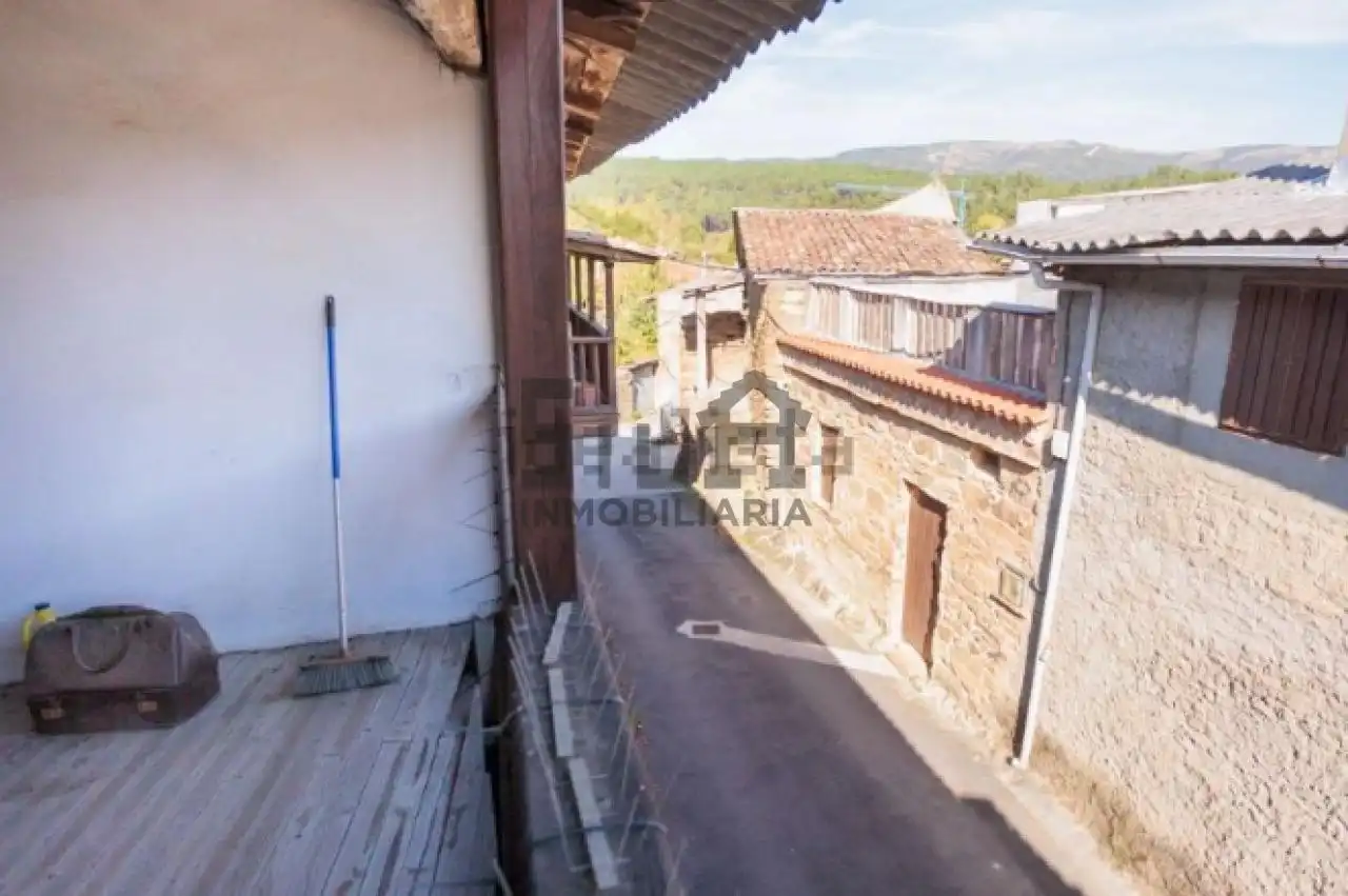 Vista exterior de Casa o xalet en venda en Castrelo do Val