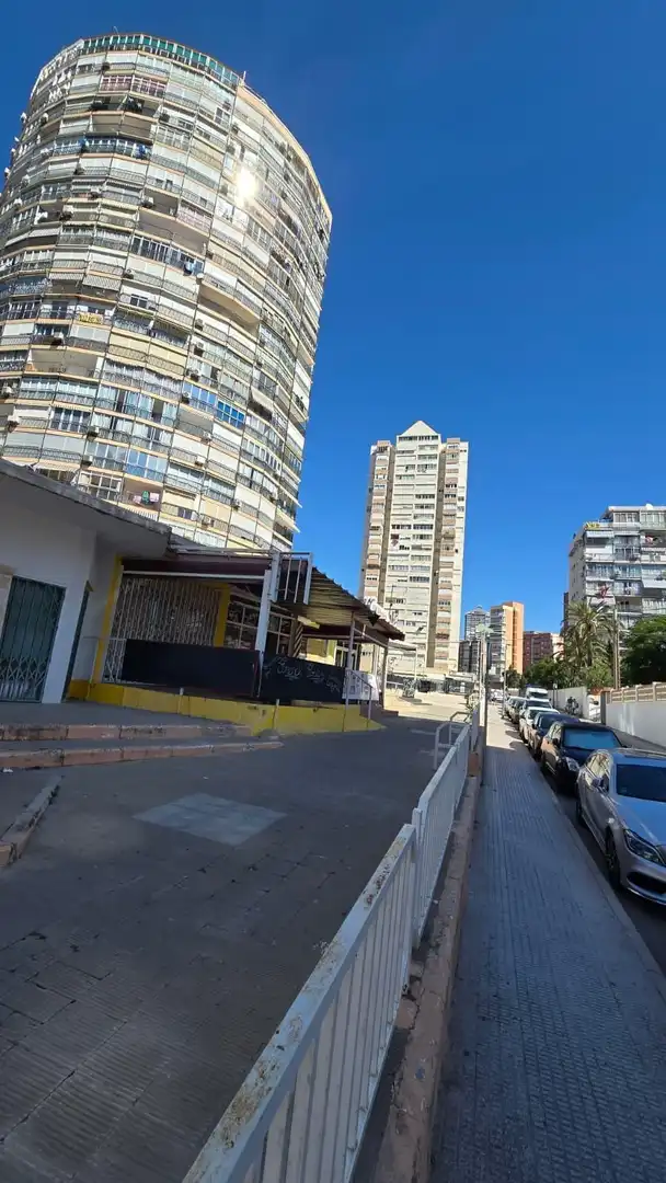 Außenansicht von Garage zur Miete in Benidorm