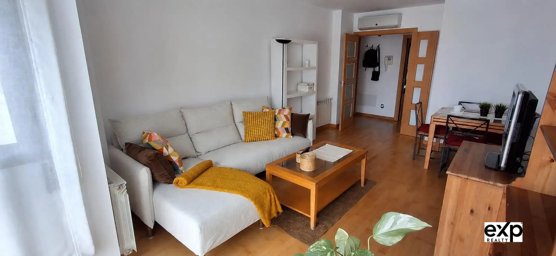 Living room of Apartments for rent in Madrid  with Air Conditioner, Heating and Private garden