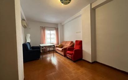 Sala d'estar de Pis en venda en  Jaén Capital amb Aire condicionat