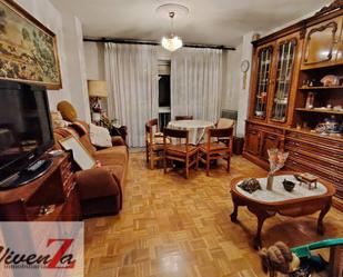 Living room of Flat for sale in Zamora Capital   with Parquet flooring and Balcony