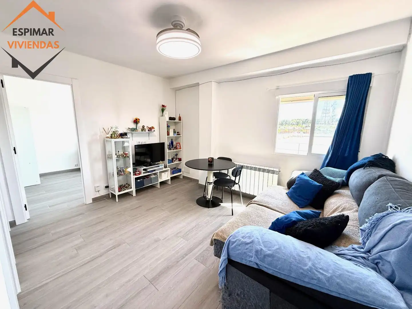 Living room of Flat for sale in Zaragoza  with Heating