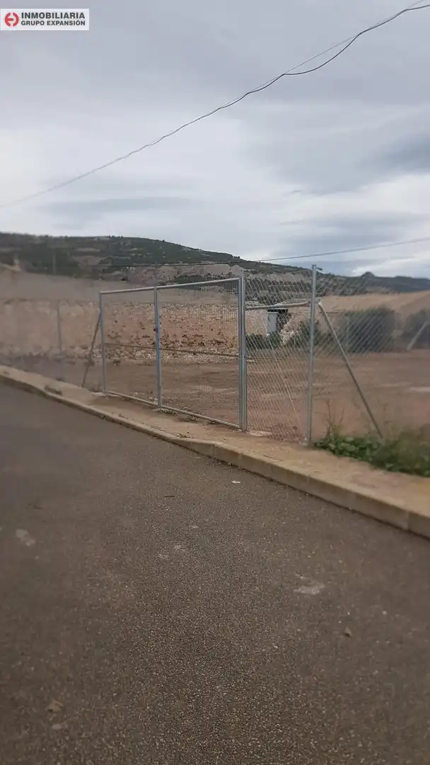 Casa o xalet en venda en El Pinós / Pinoso amb Aire condicionat, Calefacció i Jardí privat
