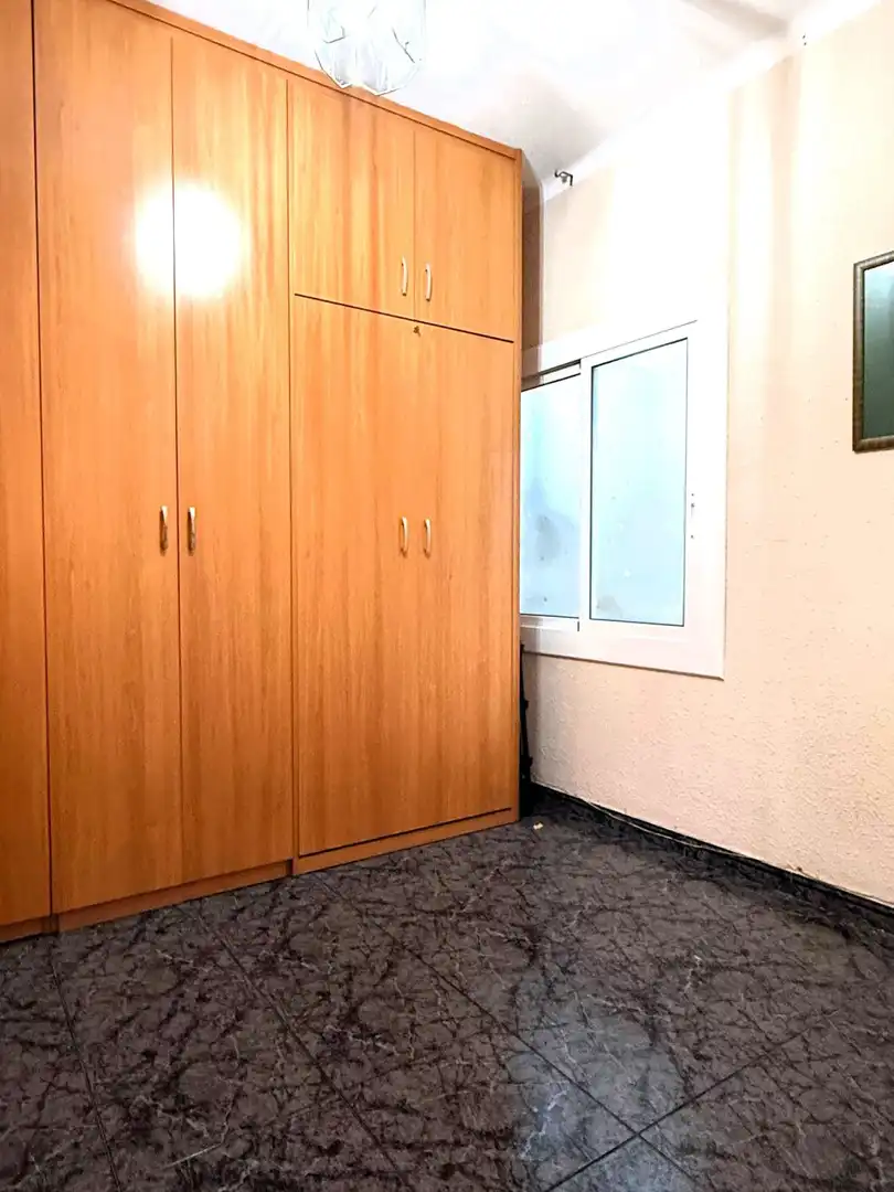 Habitación de Piso en venta en Sant Boi de Llobregat con Aire acondicionado y Balcón