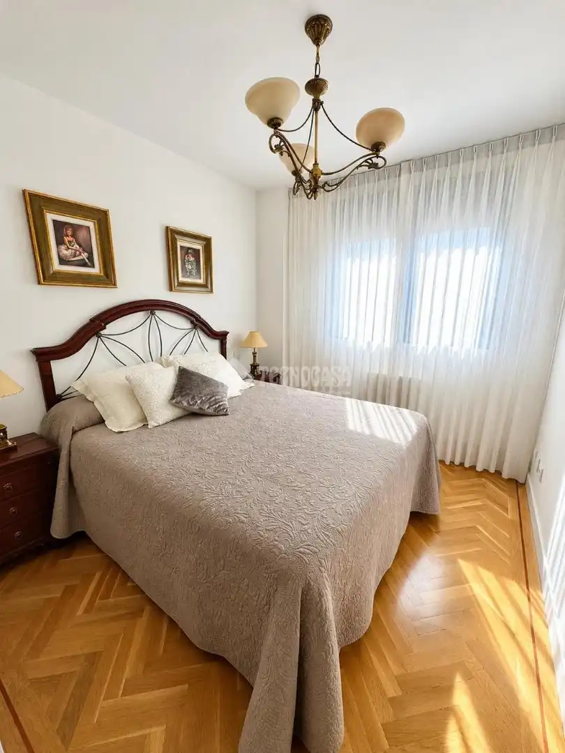 Schlafzimmer von Wohnung zum Verkauf in Madrid mit Abstellraum