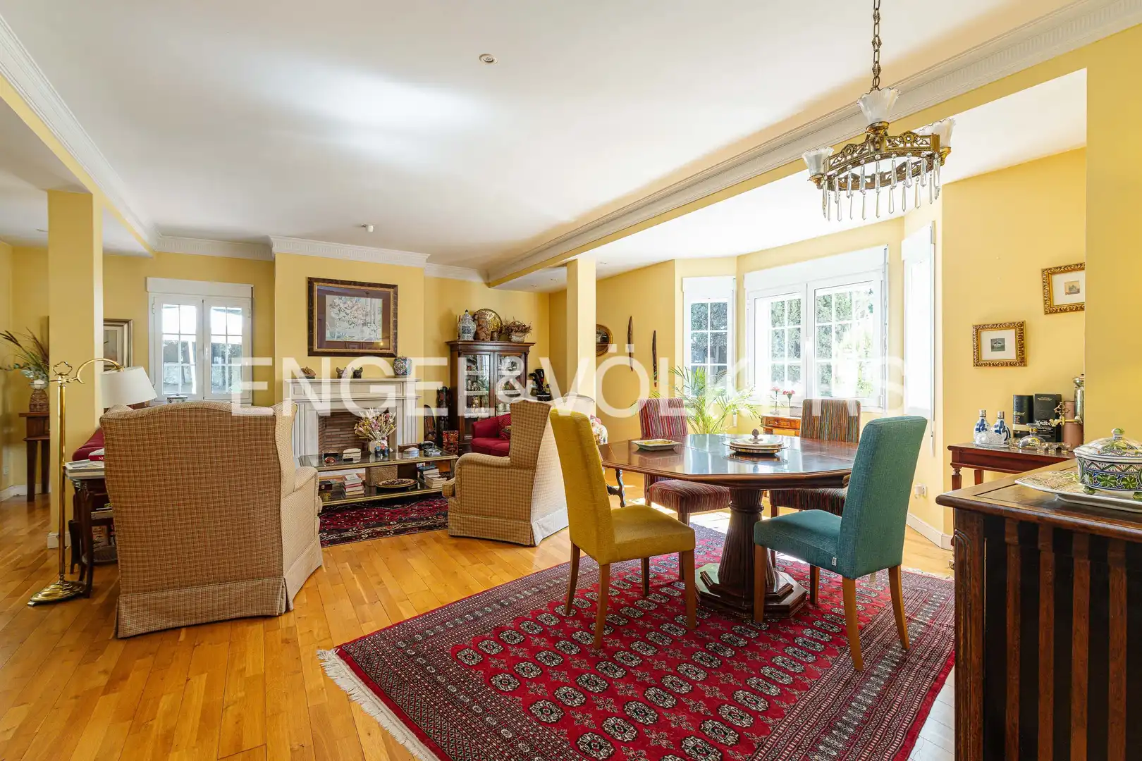 Comedor de Casa o chalet en venta en Las Rozas de Madrid con Aire acondicionado, Calefacción y Jardín privado