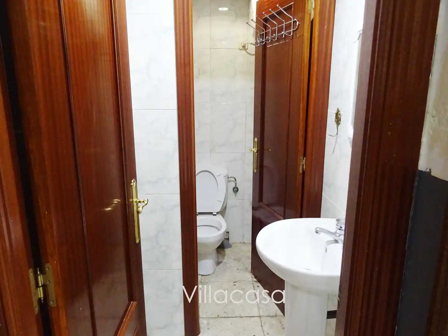 Baño de Local de alquiler en Madrid