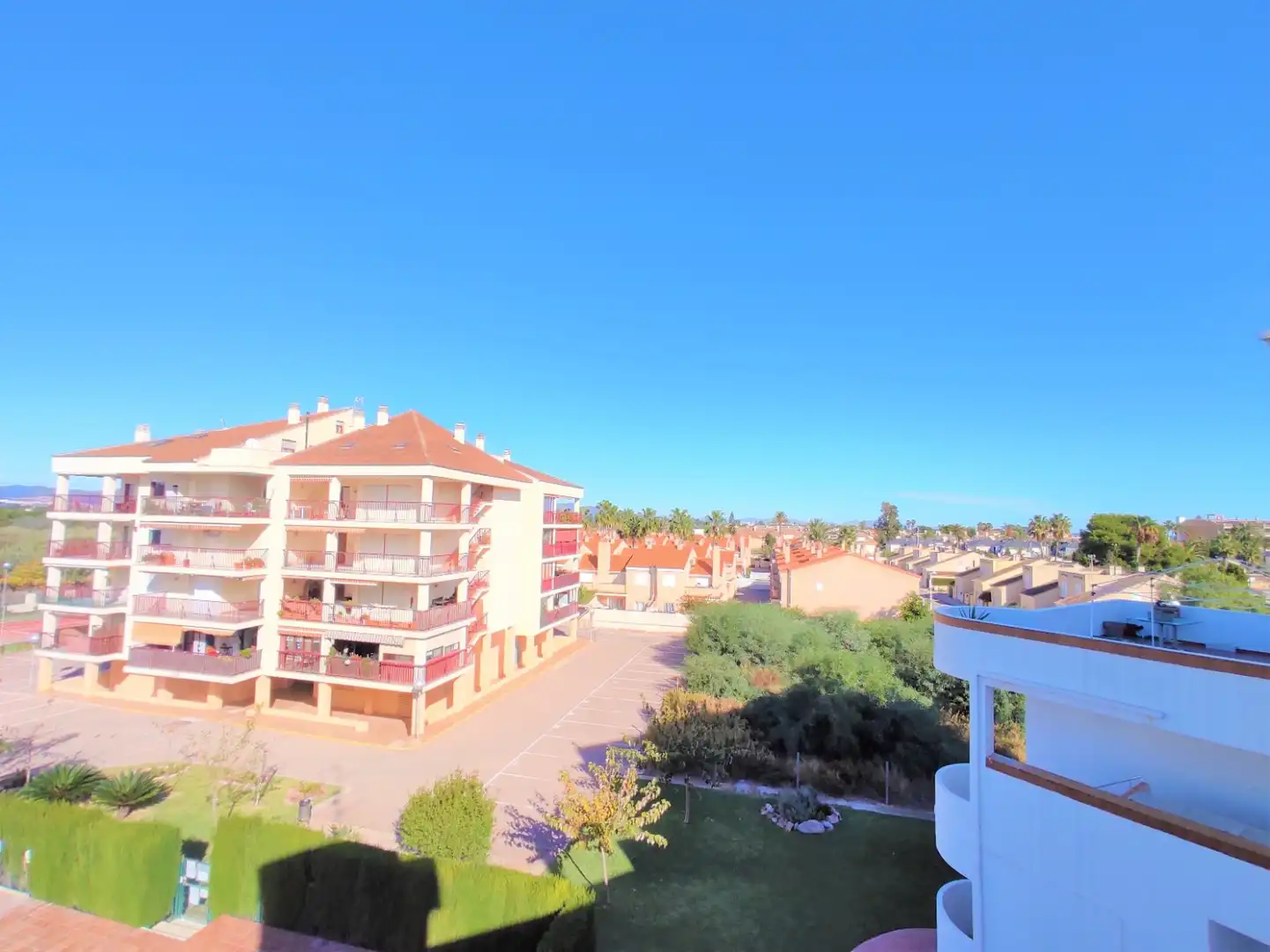 Vista exterior de Ático de alquiler en Sagunto / Sagunt con Terraza y Amueblado