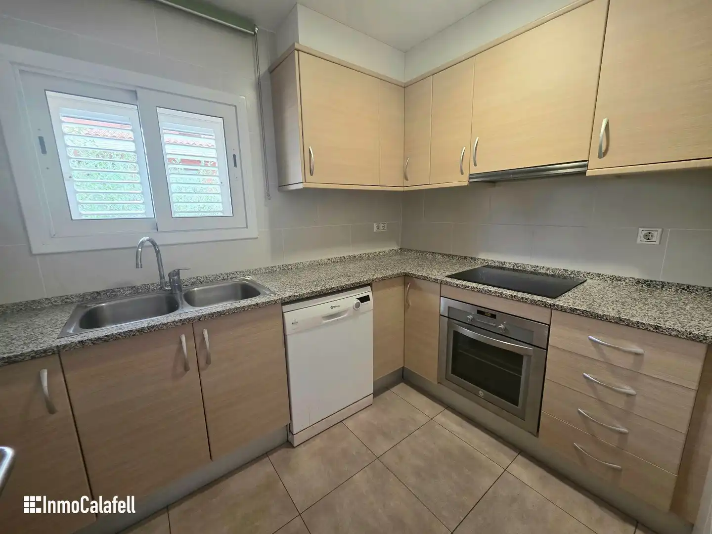 Semi-detached house with garden for sale in Figuera, imagen 9