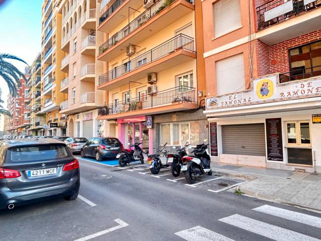 Local comercial en Venta en Saladar