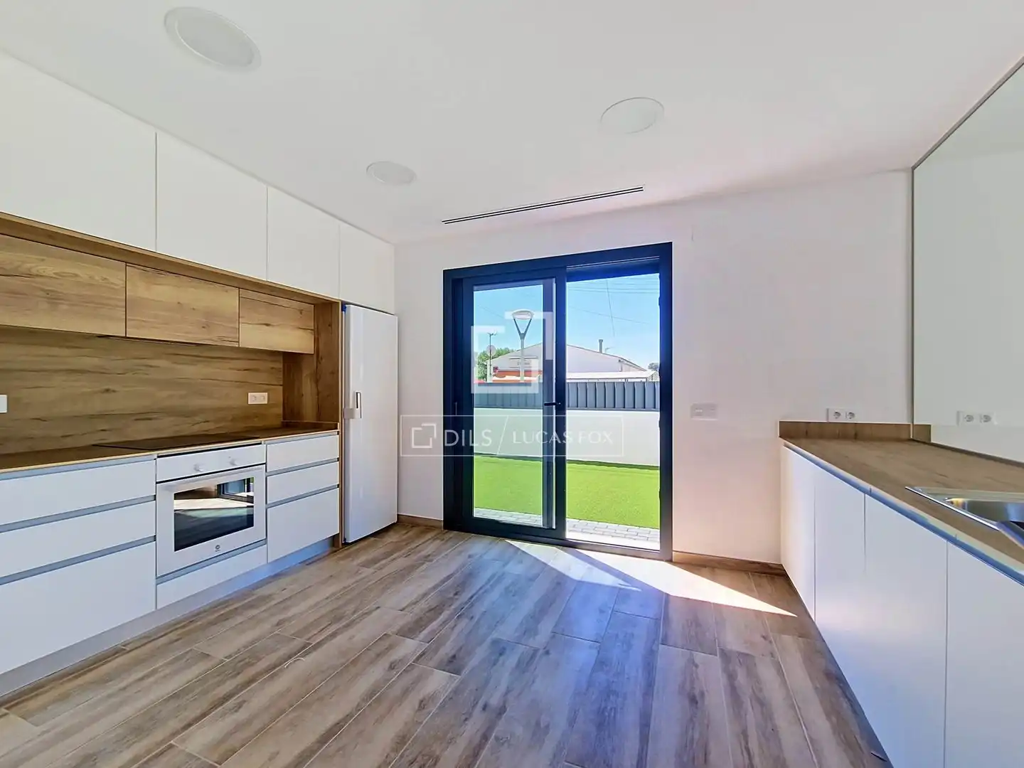 Cocina de Casa o chalet en venta en El Vendrell con Aire acondicionado, Calefacción y Jardín privado