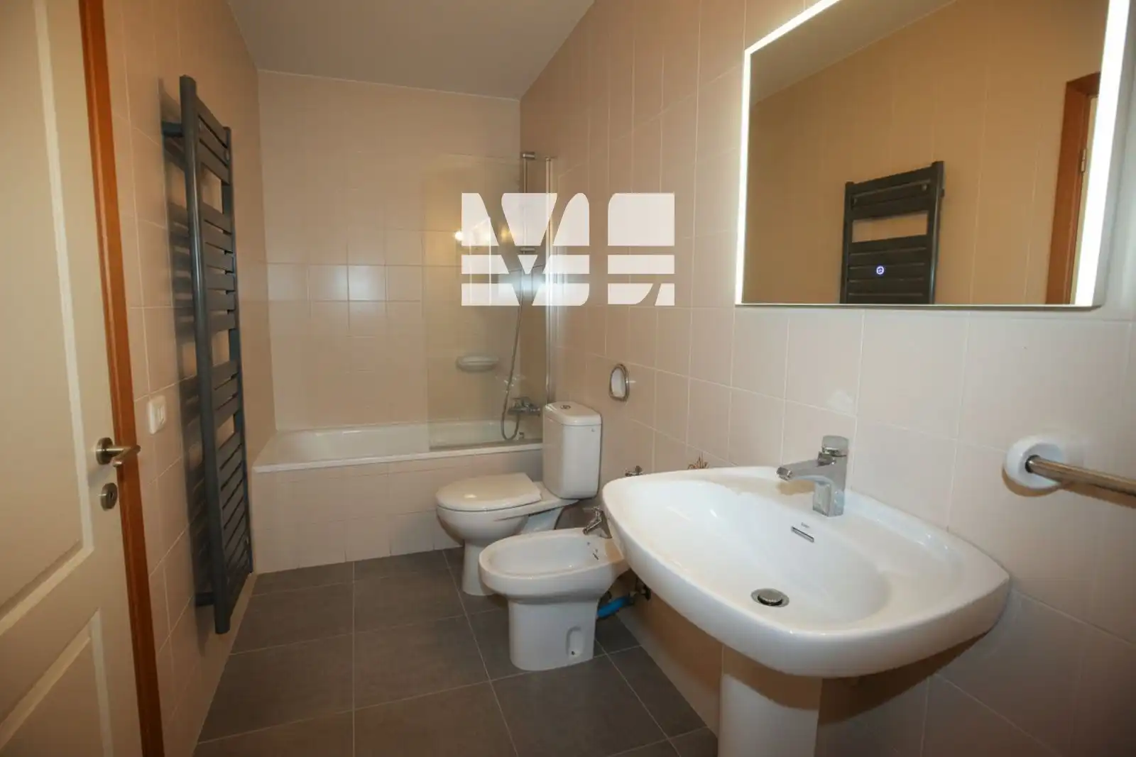Ático con ascensor en venta en Angel Guimera, imagen 4