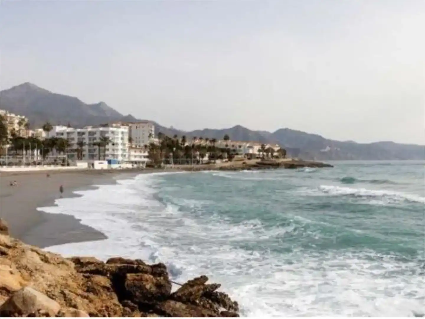 Vista exterior de Pis en venda en Nerja amb Piscina