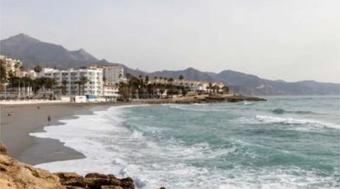 Foto 4 de Pis en venda a Calle Castilla Pérez, 21, Chaparil - Torrecilla - Punta Lara, Nerja