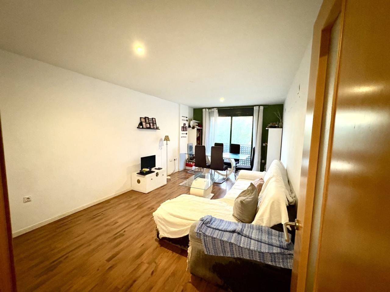 Pis en venda a Avenida 3 de Abril de 1979, Haygon - Universidad