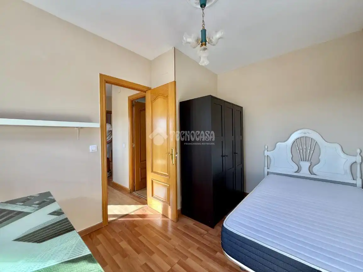 Schlafzimmer von Maisonette zum Verkauf in Alcalá de Henares mit Klimaanlage, Terrasse und Balkon