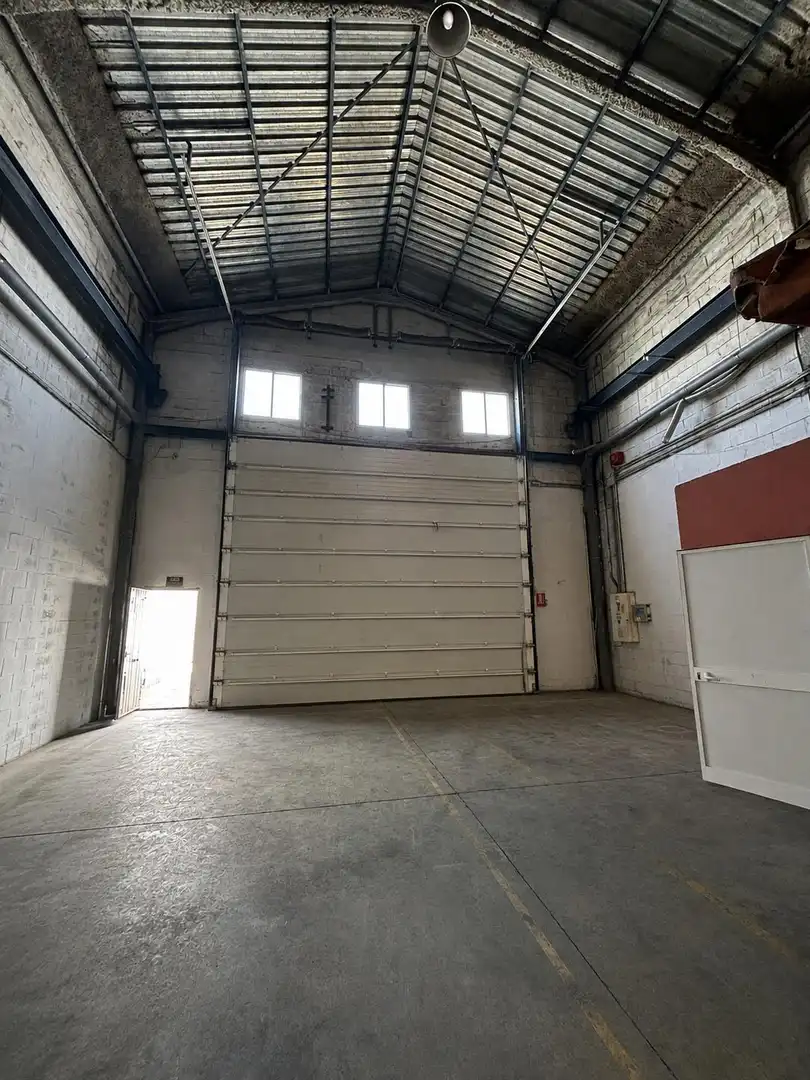Industrial building for sale in Calle de los Artesanos, imagen 3