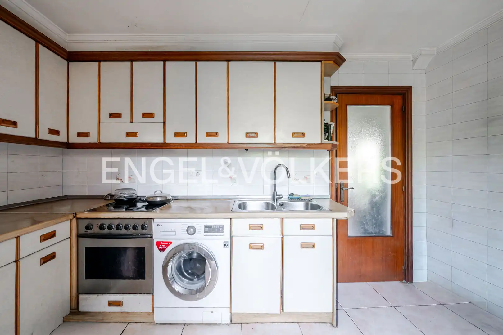 Cocina de Piso en venta en Donostia - San Sebastián  con Calefacción y Balcón