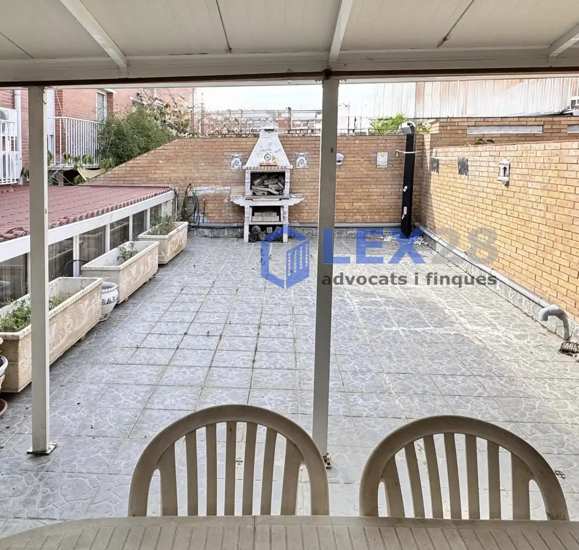 Terraza de Casa adosada en venta en Badalona con Aire acondicionado, Calefacción y Jardín privado