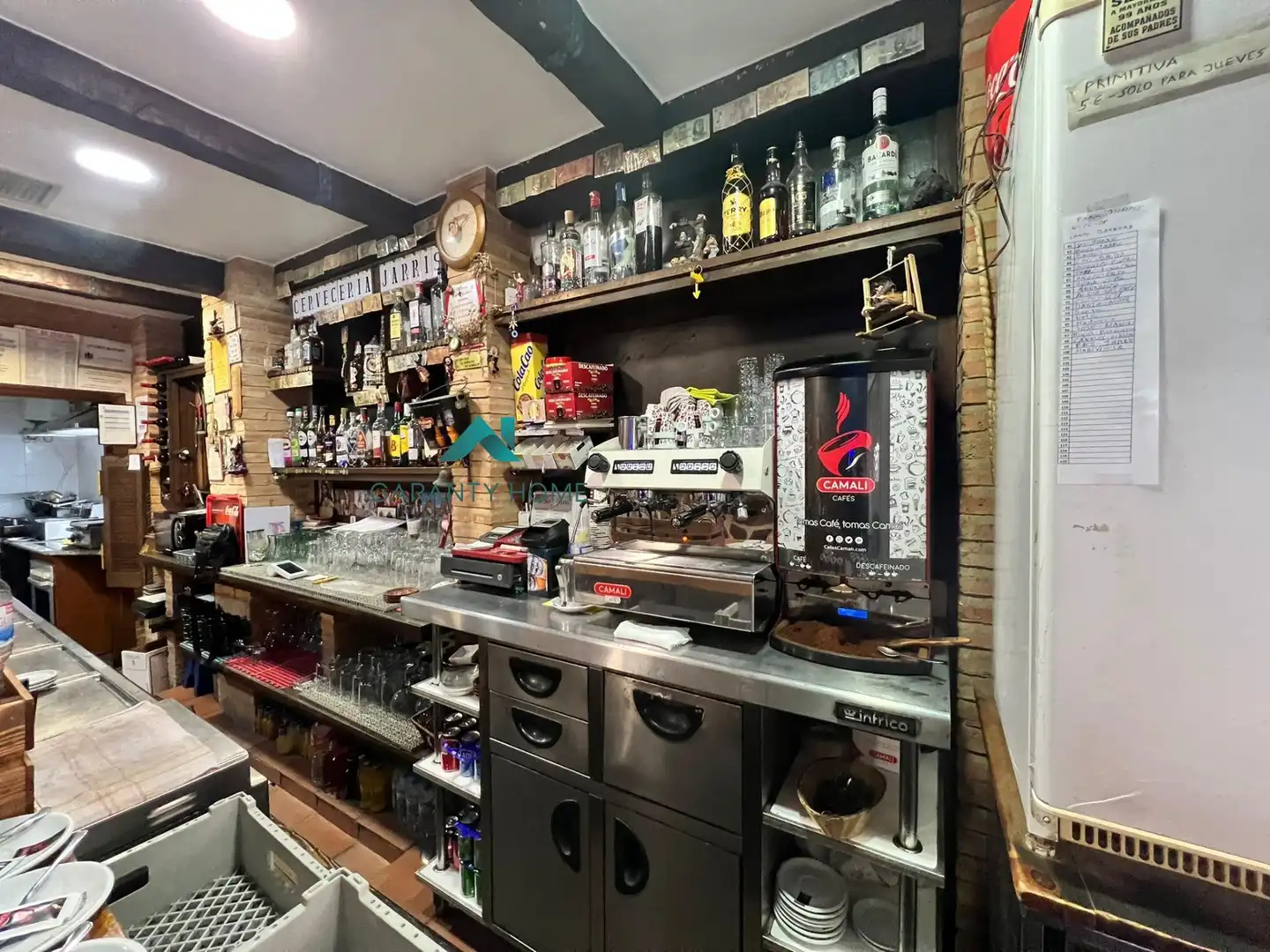 Commercial properties for sale in Burguillos de Toledo  with Air Conditioner