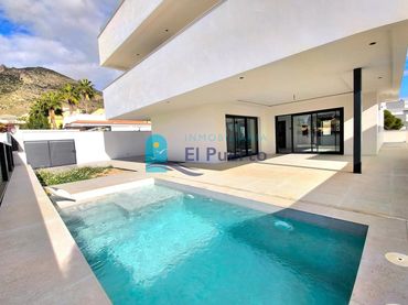 Villa con balcone in vendita a Bolnuevo