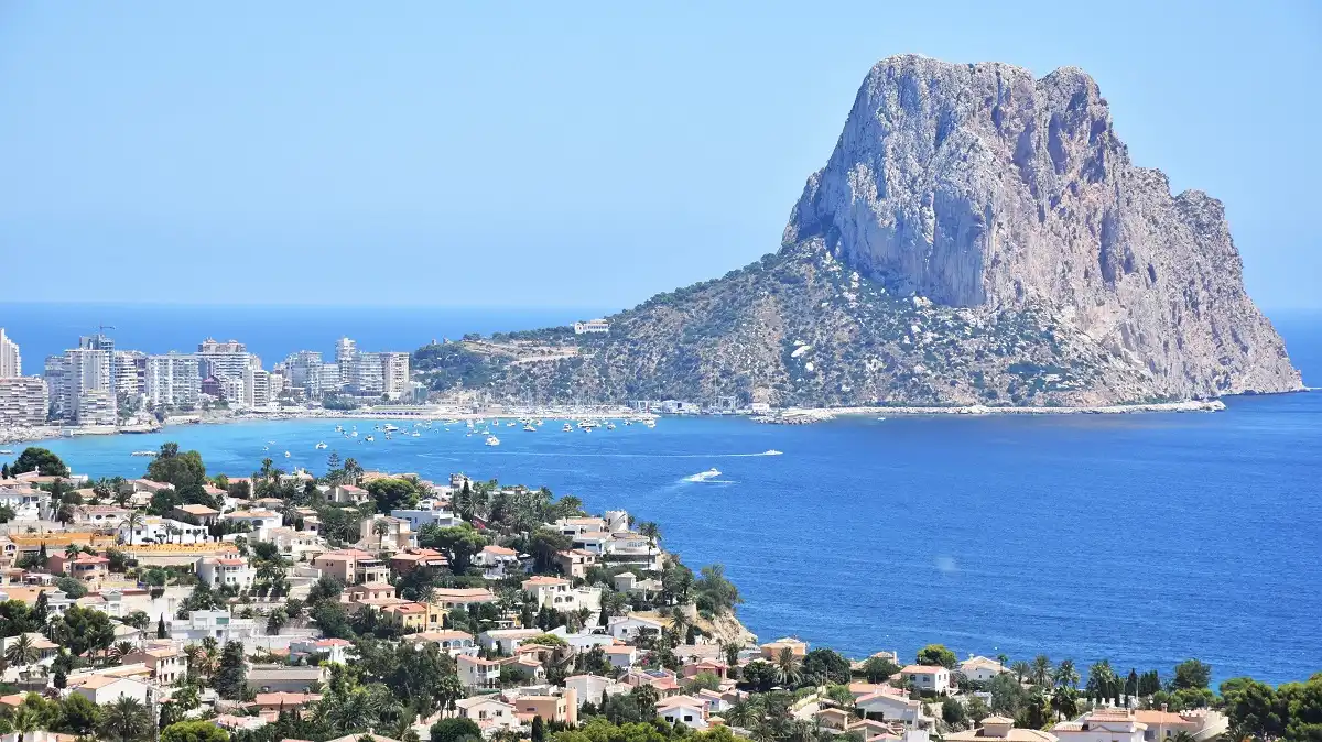 Vista exterior de Casa o chalet en venta en Calpe / Calp con Aire acondicionado, Calefacción y Jardín privado