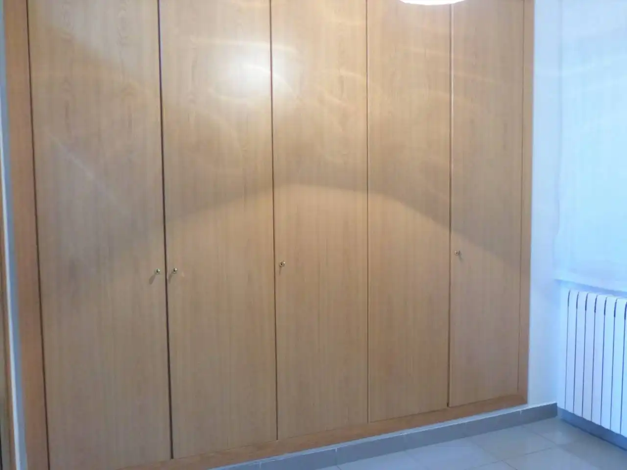 Schlafzimmer von Wohnung zur Miete in Vic mit Heizung, Möbliert und Balkon