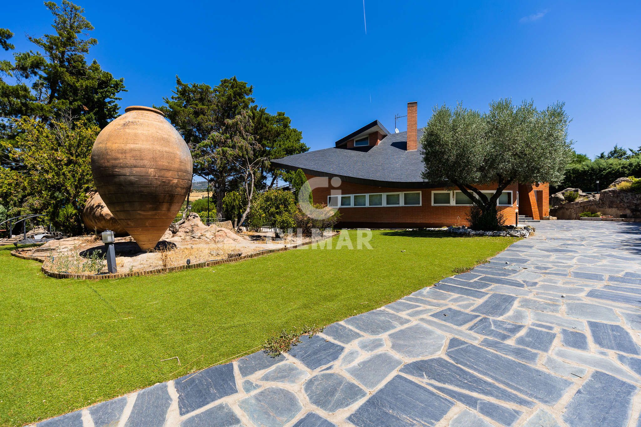 Jardí de Casa o xalet en venda en Hoyo de Manzanares amb Calefacció, Jardí privat i Piscina