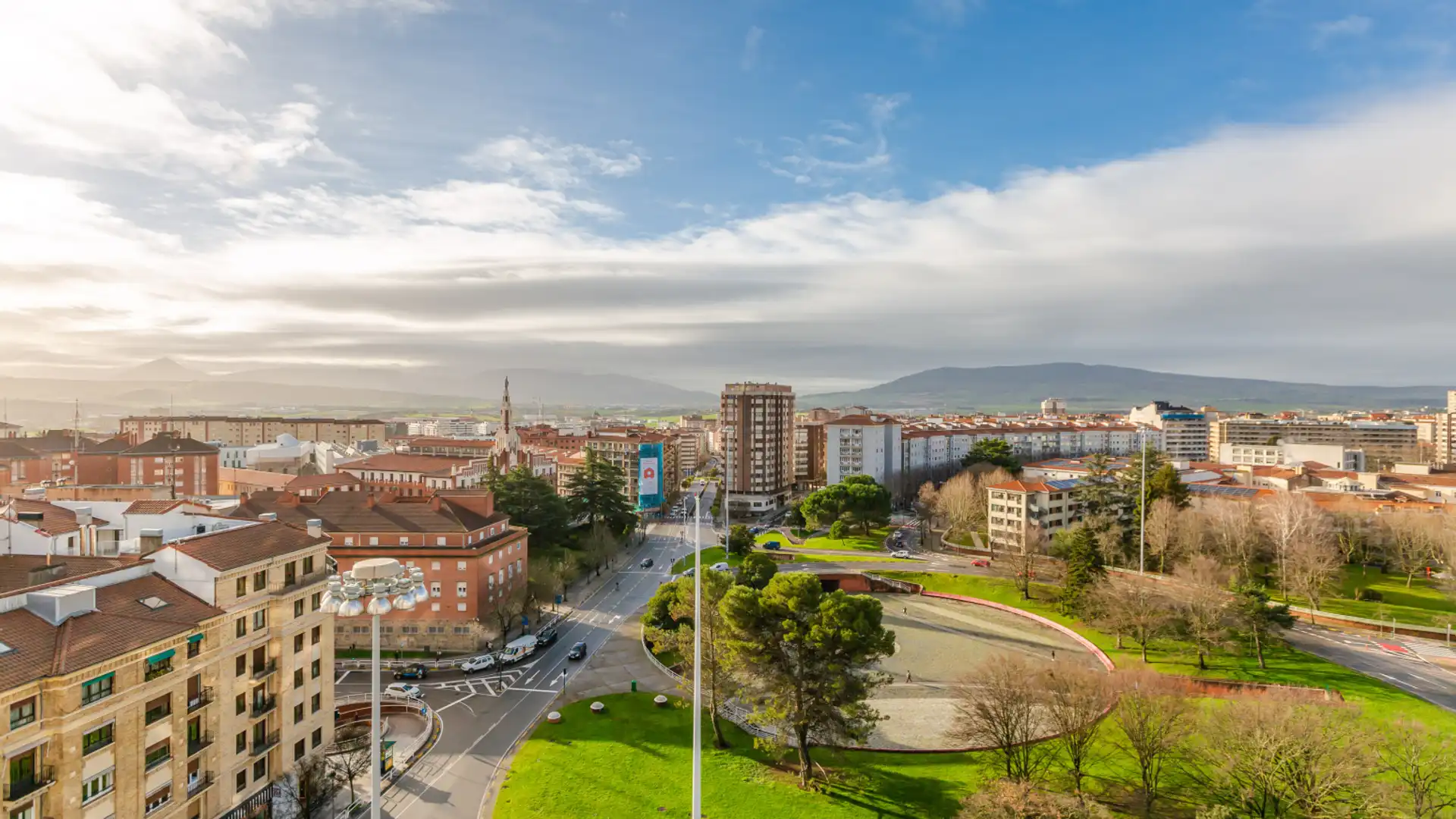 Exterior view of Flat for sale in  Pamplona / Iruña  with Heating, Terrace and Furnished