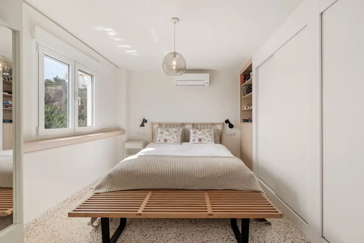 Habitación de Apartamento en venta en Torremolinos con Aire acondicionado, Terraza y Piscina comunitaria