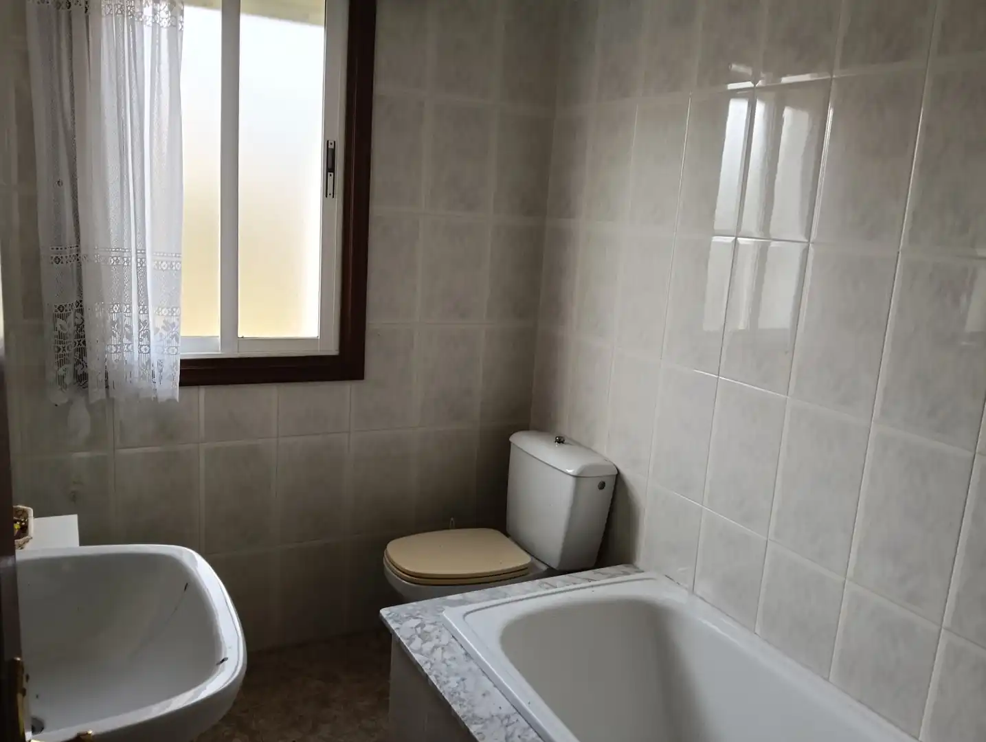 Bathroom of Houses for sale in Cesuras  with Private garden, Terrace and Storage room