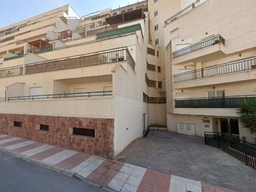 Pis en venda a Calle Jose María Molina