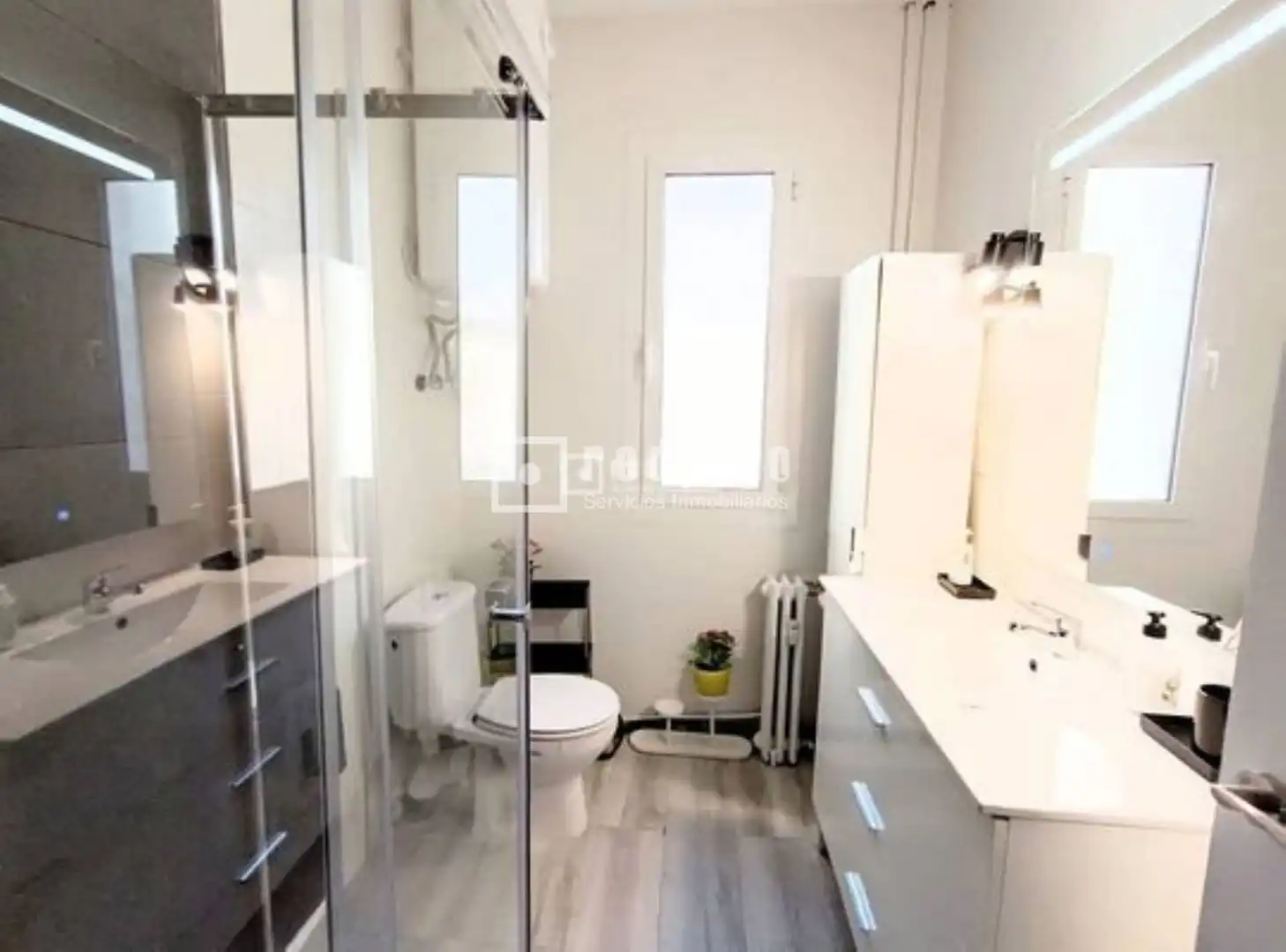 Habitación de Estudio de alquiler en Madrid con Calefacción y Amueblado