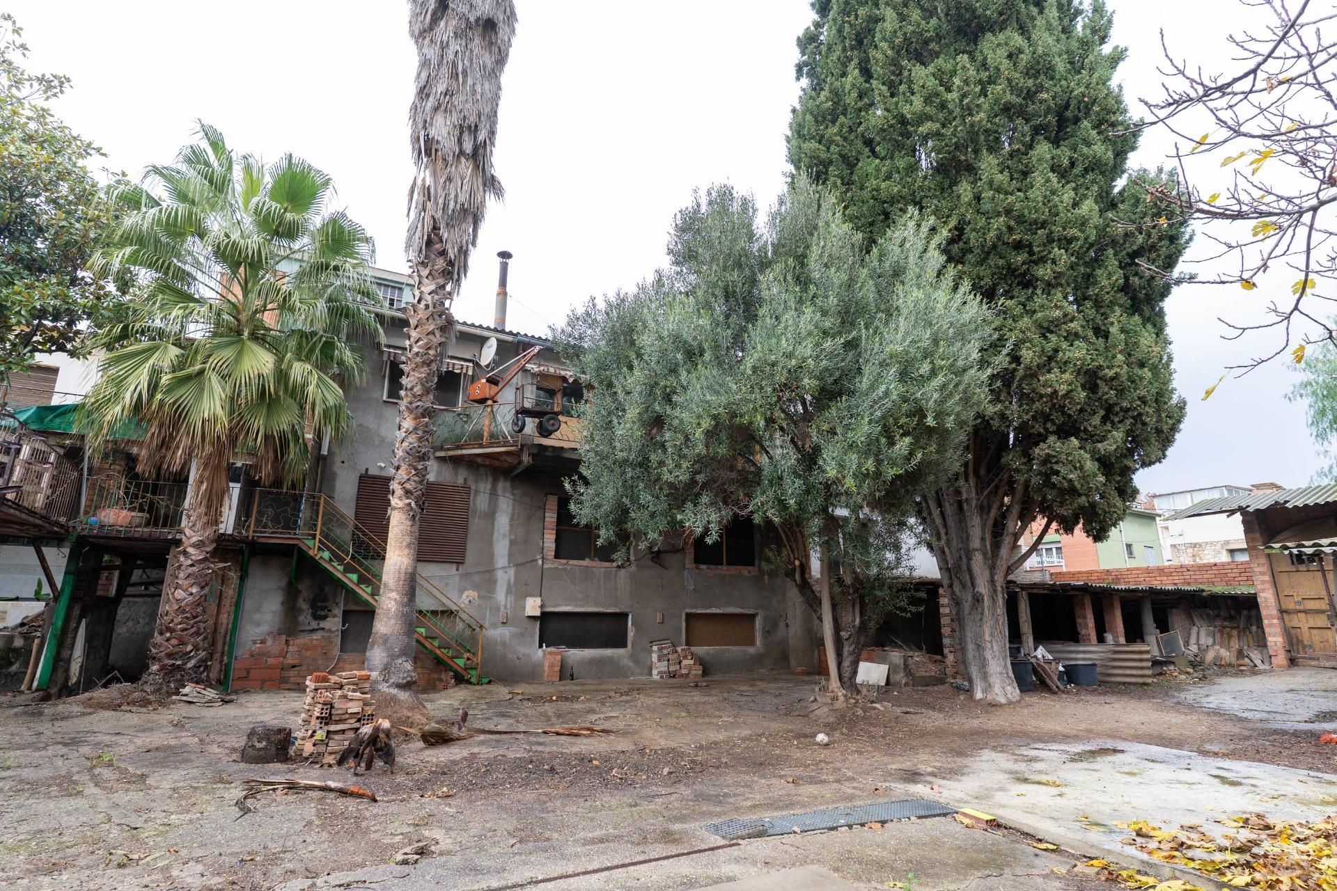 Exterior view of Country house for sale in Sant Vicenç Dels Horts  with Private garden