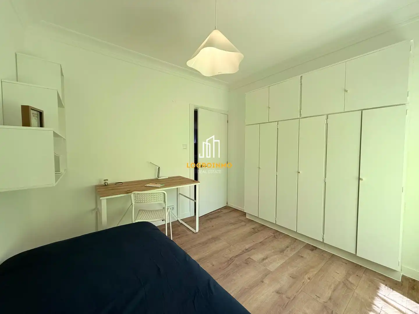 Habitación de Piso en venta en  Logroño con Calefacción, Trastero y Amueblado
