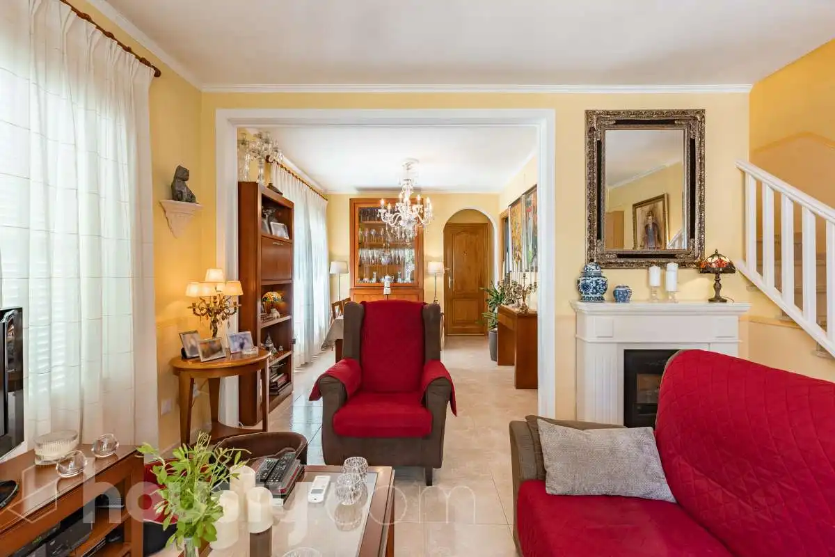 Detached homes for sale in Calle Santiago Rusiñol, Coma-ruga platja
