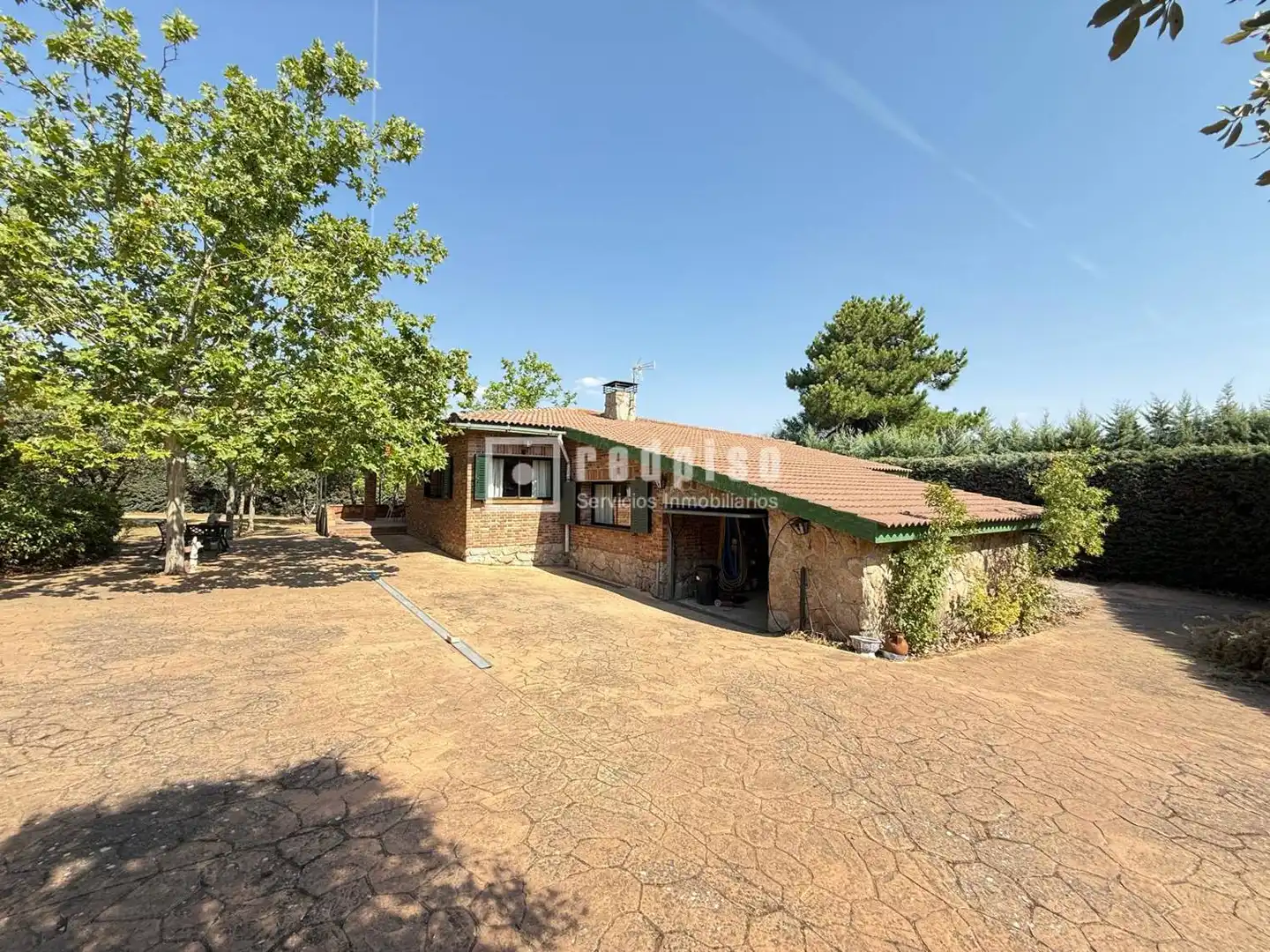Exterior view of Houses for sale in Valdemorillo  with Heating, Private garden and Terrace